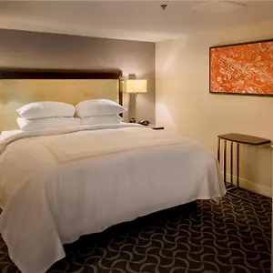 marriott-st-louis-airport.saint-louishotels.com/